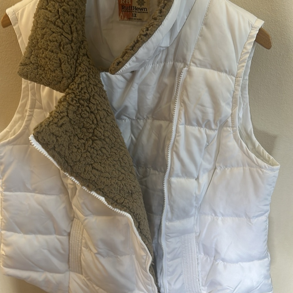 RuffHewn Puffer Vest White Womens Size 1X Side Zipper Closure With Hidden Snaps - Picture 8 of 15